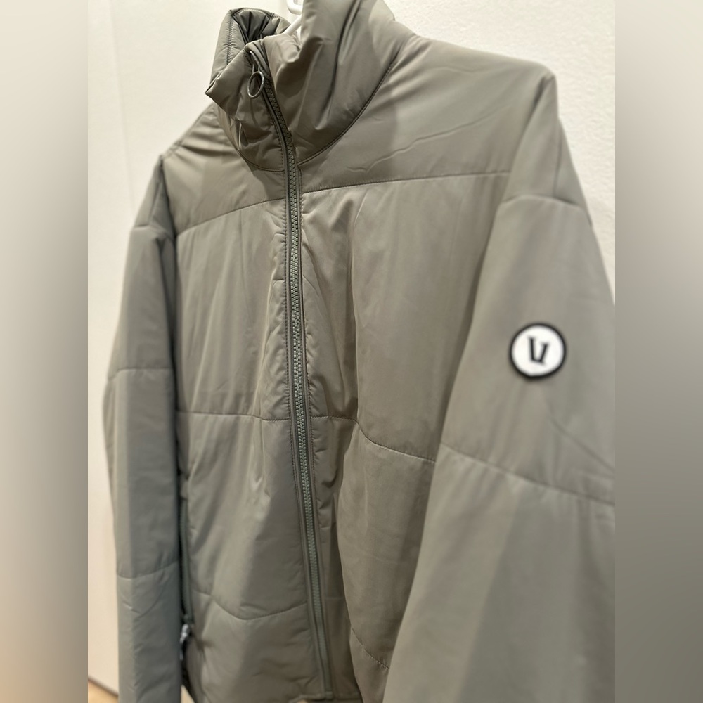 Vuori Women’s Canyon Insulated Jacket Pistachio Brand New Small